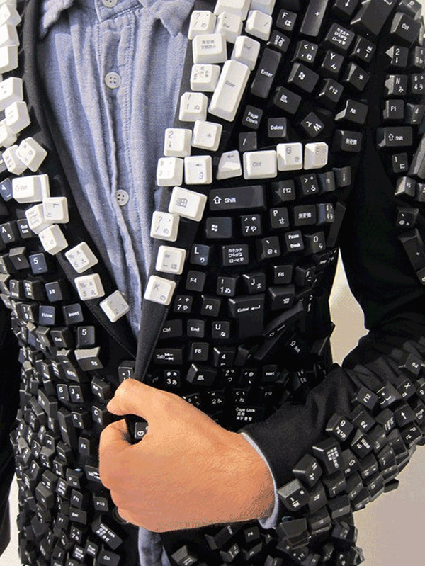 Jacket-made-of-Keyboard-Keys