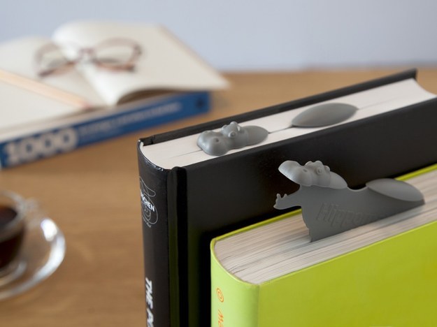fun-floating-hippo-bookmark