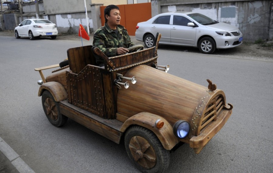 السيارة-الخشبية-900x572